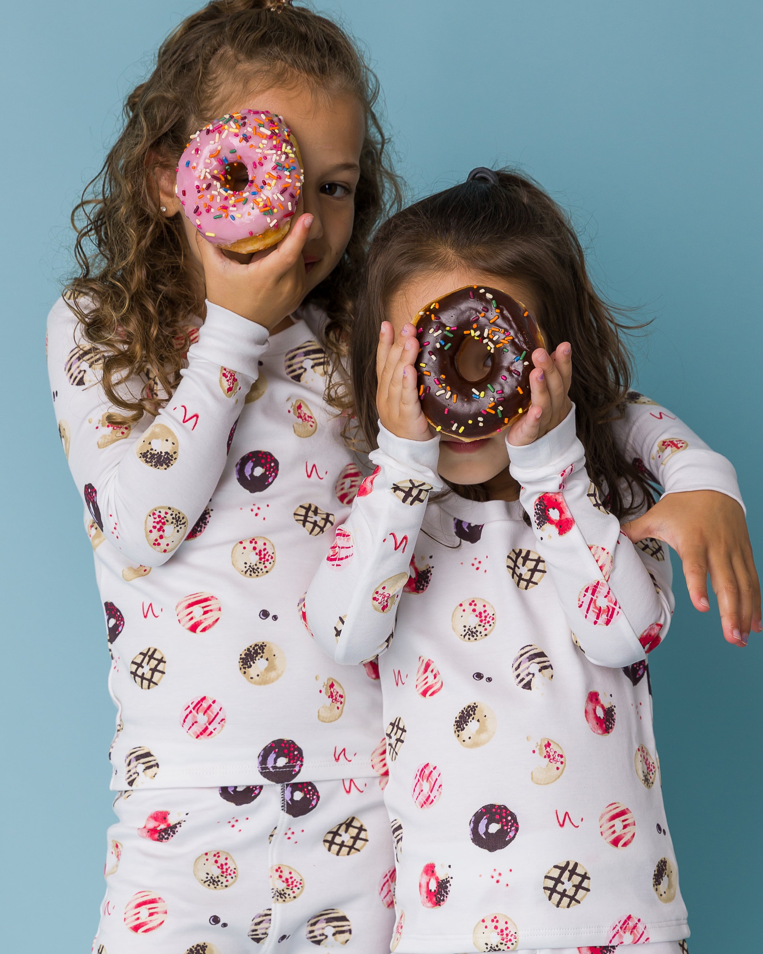 The Organic Long Sleeve Pajama Set [Doughnuts] Hover #color_Doughnuts