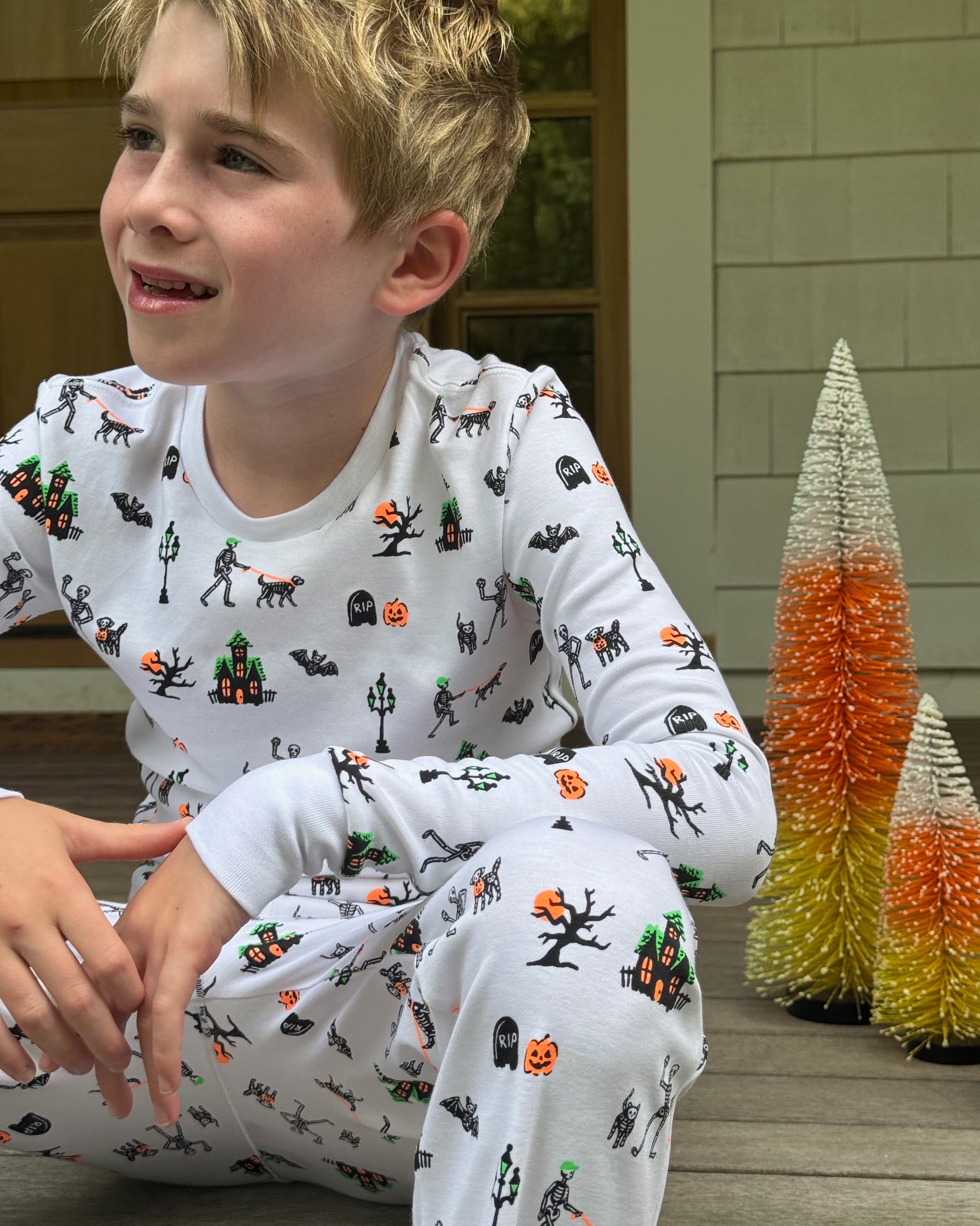 The Organic Long Sleeve Pajama Set [Spooky Skeletons]