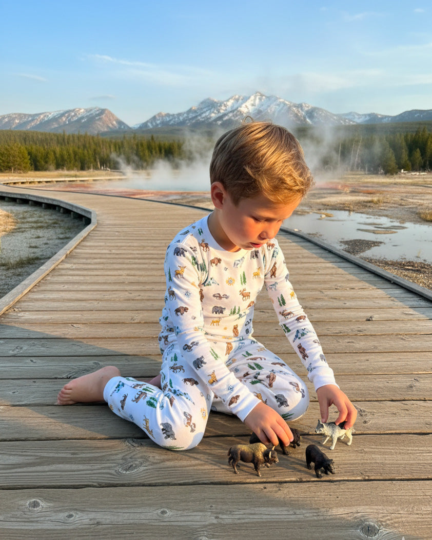 The Organic Long Sleeve Pajama Set [Yellowstone]