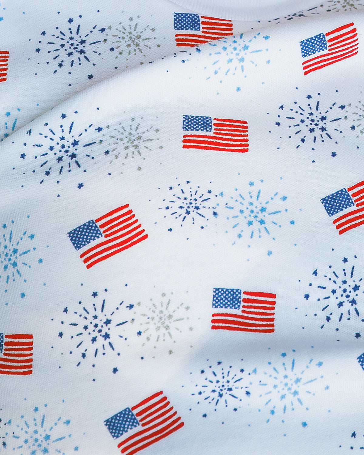 The Organic Short Sleeve Pajama Set [Flags and Fireworks]