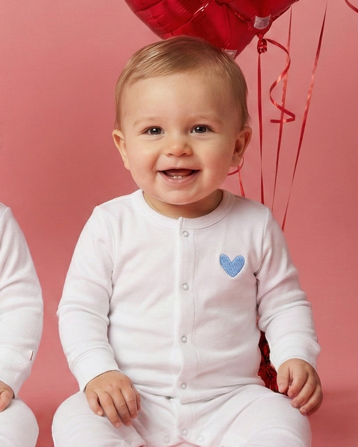 The Organic Snap Footie [White with Blue Heart]