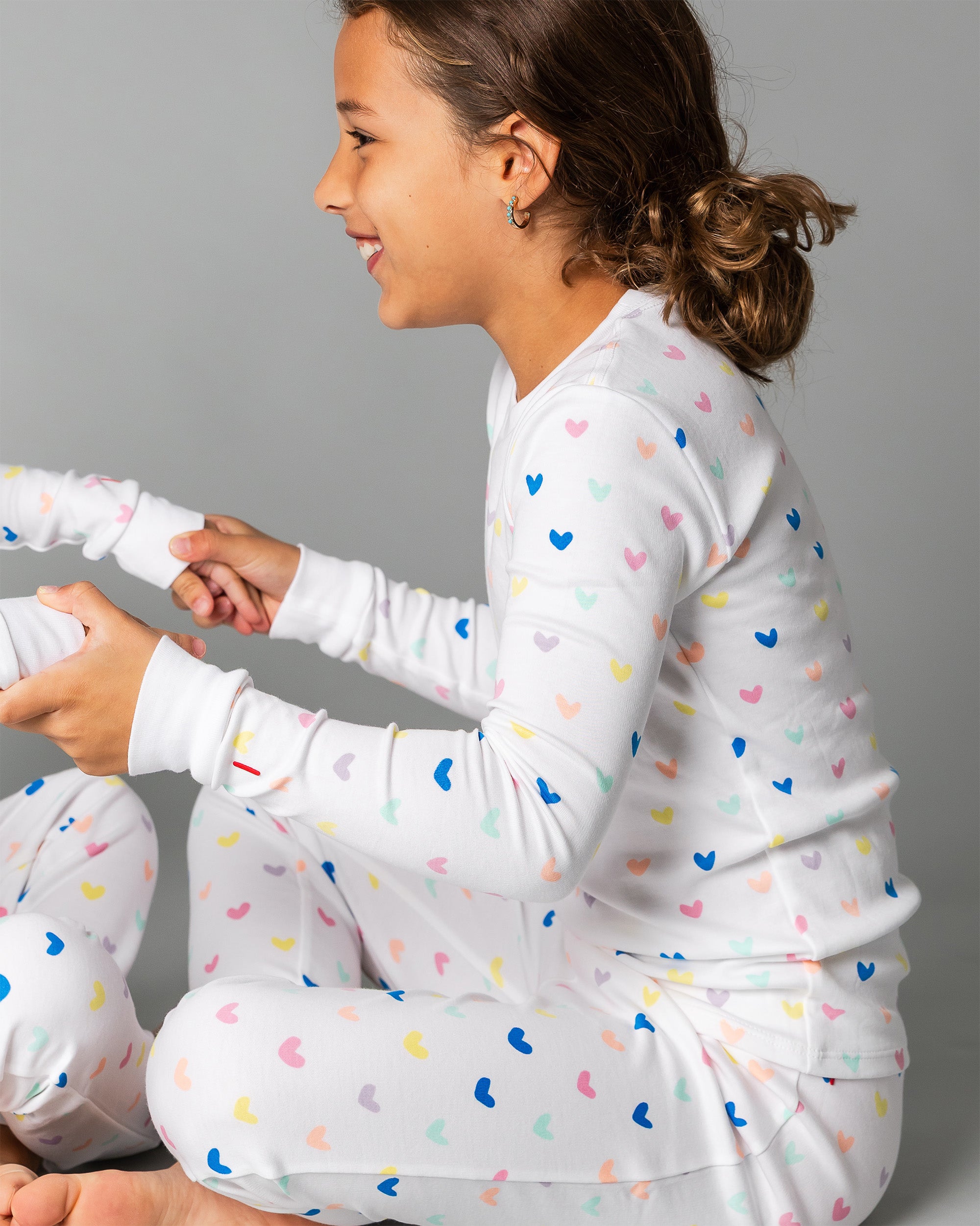 The Organic Long Sleeve Pajama Set [Rainbow Hearts]