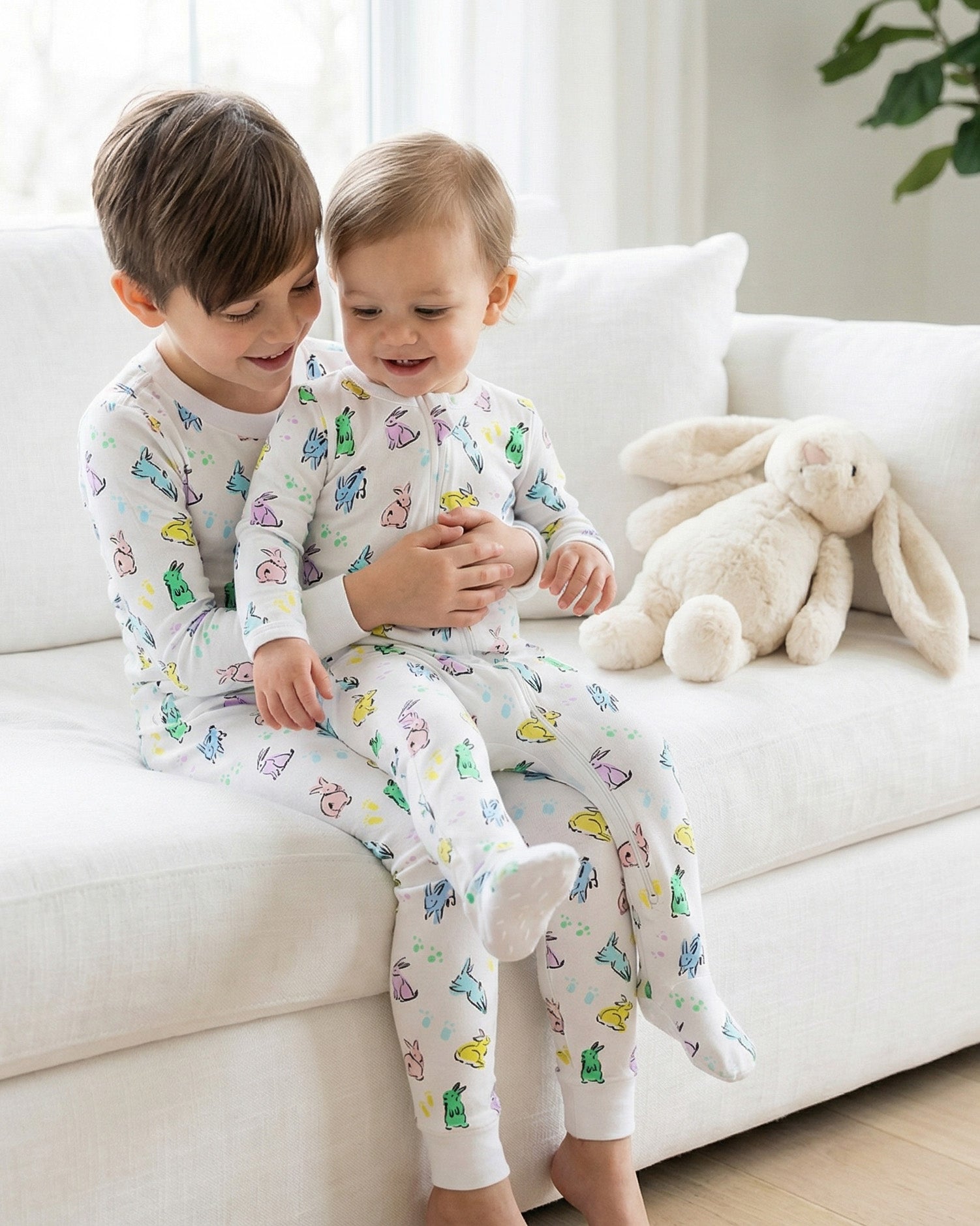 The Organic Zipper Footie [Bunny Hop]