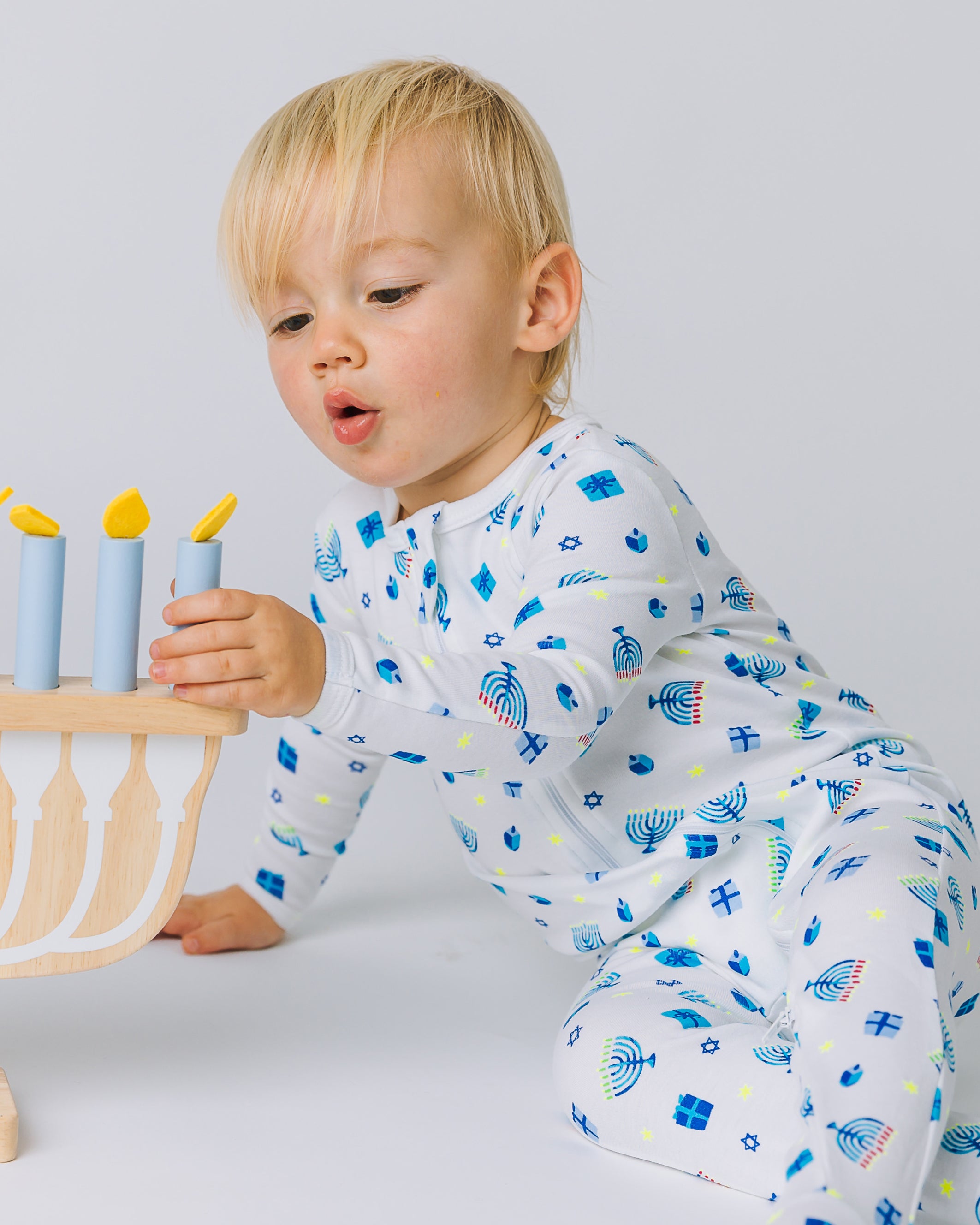 The Organic Zipper Footie [Happy Hanukkah]